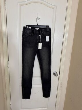 Good American High Rise Black Good Legs Skinny Jeans with Leg Zipper Detail 8/29